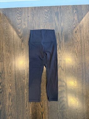 lululemon athletica align Black High-Rise Leggings crop capri